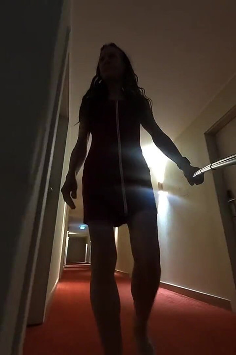 Walk in Hotel