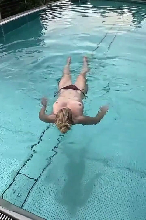 Swam a Bit in the Pool and Played with the Action Cam Underwater