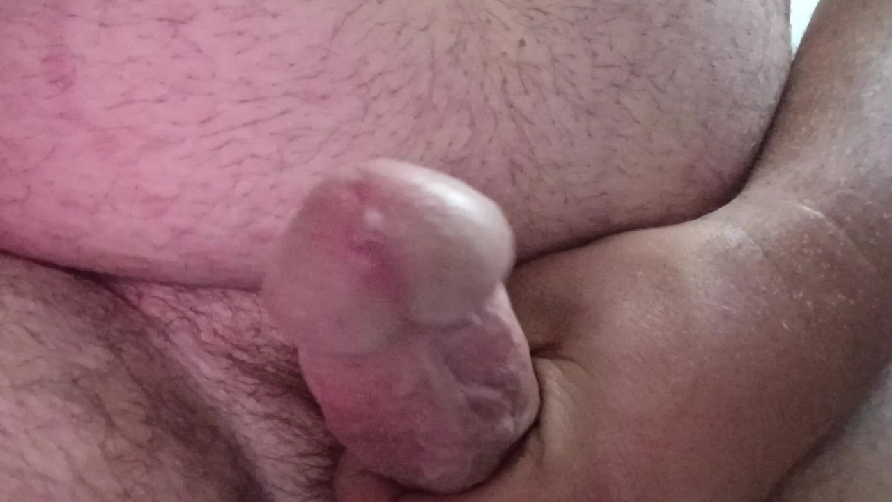Preparándome para jugar con mi polla