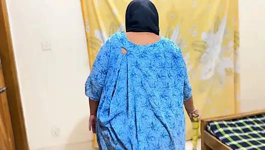 Ateşli müslüman büyük götlü hizmetçi