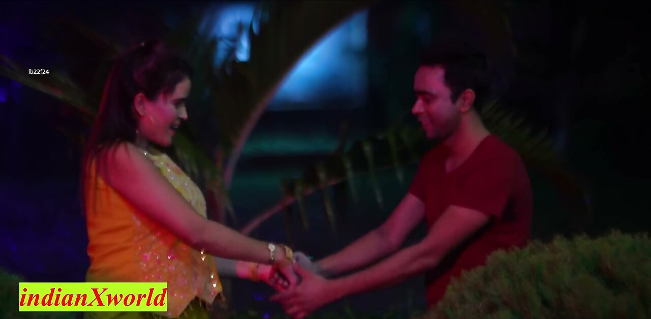 Une Indienne heureuse baise avec sa patronne ! Diwali indien, sexe