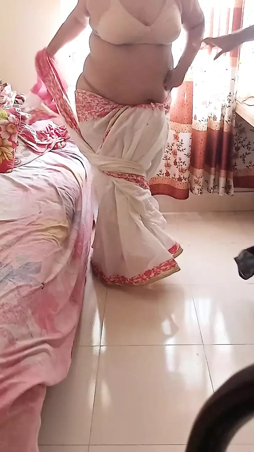 Bade Bhai Ke Vidhava Saas Ko Choti Bhai Ne jabardast Hat bandkar Chudai - Tieds hand &amp; fuck Booty