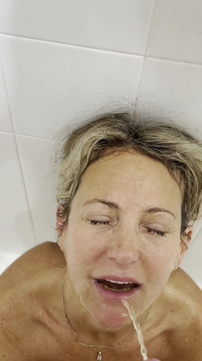 MILF drinks morning piss