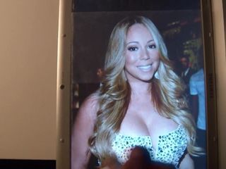 Pancutan mani pada Mariah Carey