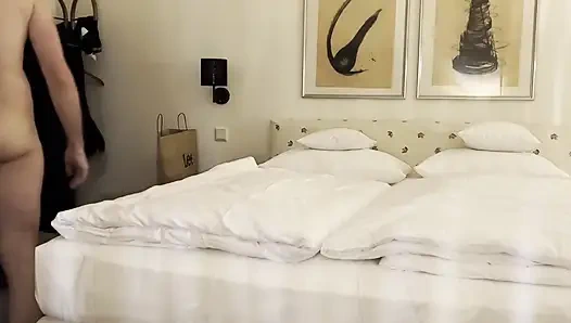 Lulu wild - ateşli hobi lulu sert yarağa biniyor