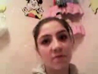Menina árabe mastrubação na webcam para seu namorado