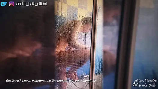 Tonton video aku lagi asik main di kamar mandi - waktunya bareng annika belle