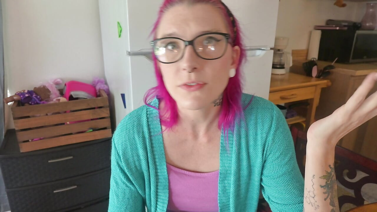 Üvey anne aşağılığı buluyor