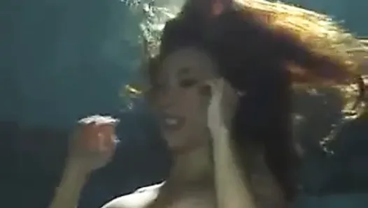 Underwater sex!