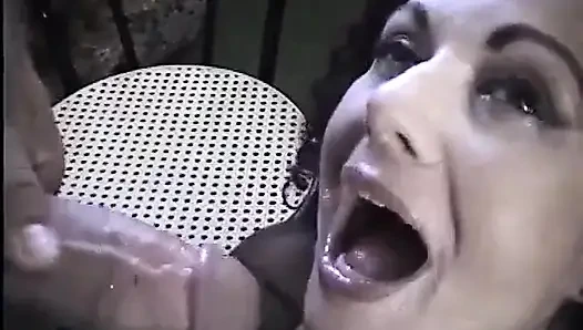 Jessica rizzo in tiefen kehlen, szene 13