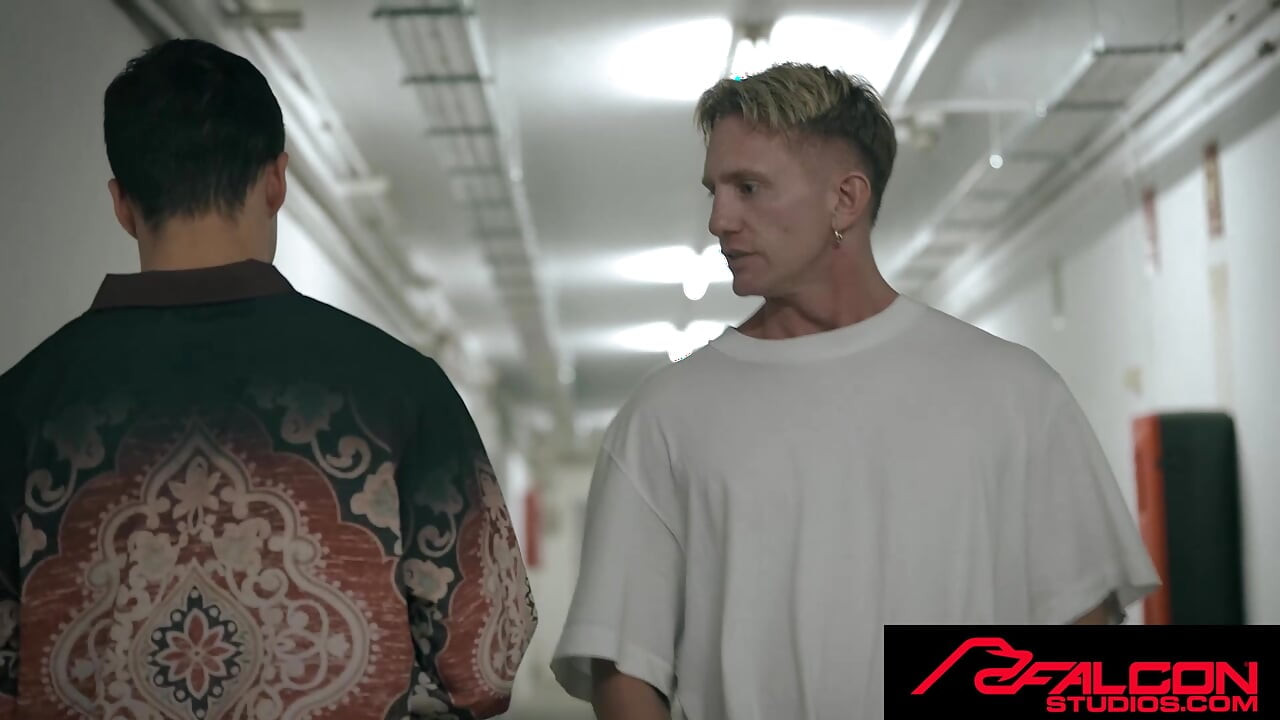 Falcon STUDIOS - Jonathan Miranda & Magnus Loki lật trần đụ mạnh bạo