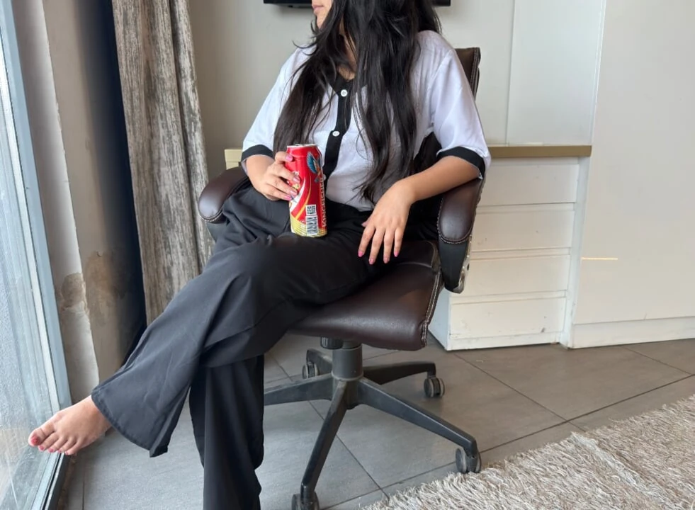 Employee Ko Beer Pila Ke Uske Sath Hardcore Chudai Ki