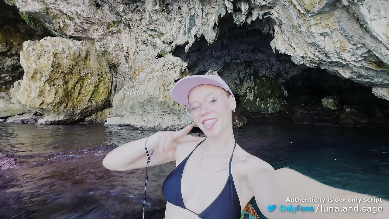 We Paddled Into Secluded Sea Cave and Fucked on a Floating Board - Real Amateur Couple (POV, Reverse Cowgirl & Cumshot)