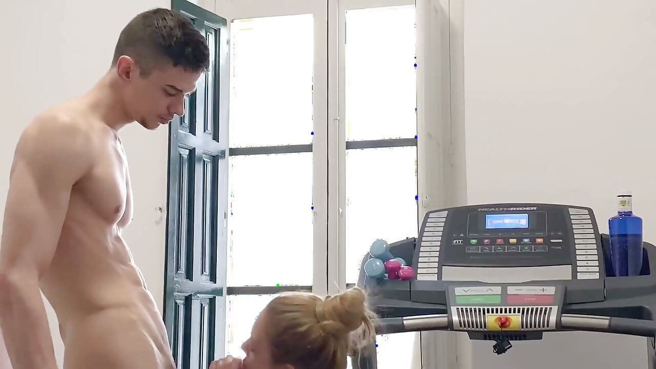 Fucking in Apolonia's Gym