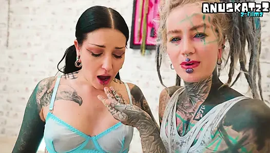 Alternative Girls Extreme Fisting Fun - Deep Anal & Pussy Play