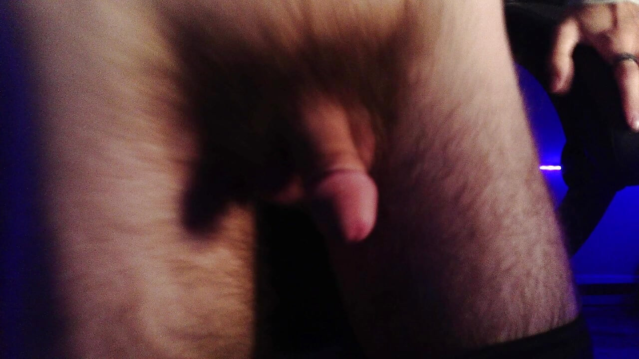 cum masterbate with me and my hairy body