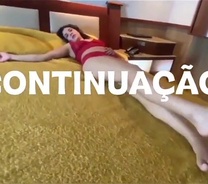 Él pidió tomar una ducha y yo no pude resistir esa polla (parte 3)