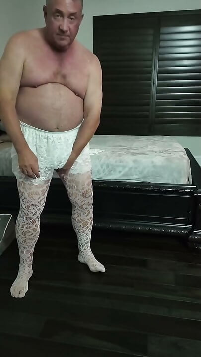 From Bear to Slut in 5 Minutes