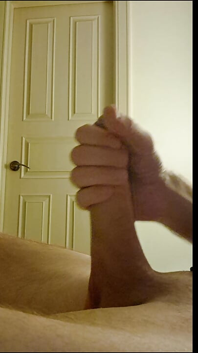 I Wank Outside My Step Sisters Bathroom To See If She Will Touch My Dick Or Ask Me To Leave