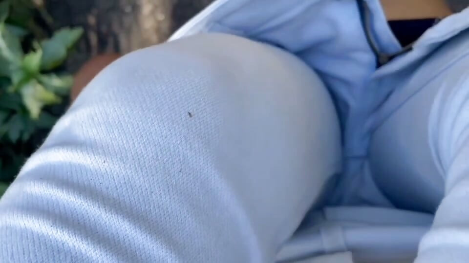 第一次在森林里被操的继妹