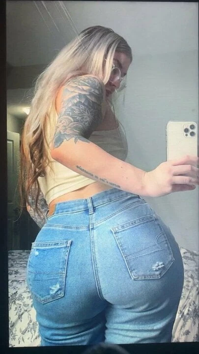 Beautiful Blonde PAWG Nut Booty in Jeans Cum Tribute