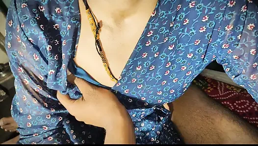 Meine chef-ehefrau gibt mir zusätzliches geld, um meinen schwanz zu lutschen und sperma zu essen, chef nicht zu hause