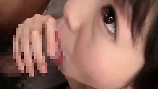 Angelic Beauty dikelilingi oleh pria. Tubuhnya terbangun sampai muncrat sampai banjir!