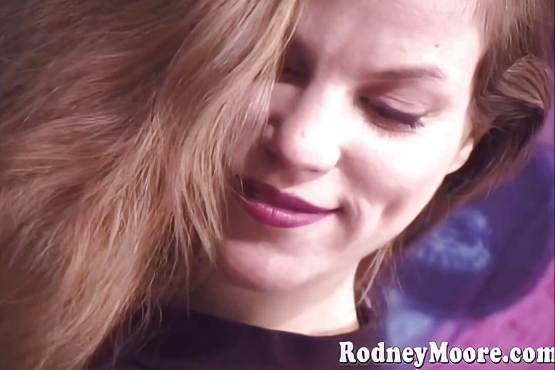 Gorgeous 90's Vintage Hairy Girl Solo Nina Asstin