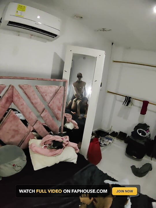 俺は小さな尻軽女を引きずるのが好きだ...ファックフェイス2