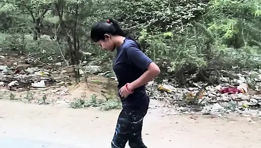Indische asiatin, frisch verheiratet, bahu, zufällig hardcore von Tharki sasurji-sasurji- sasur bahu sexvideo gefickt.
