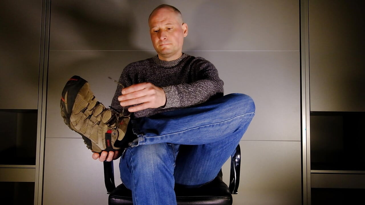 Jonathan gets naked shows his asshole, feet and uncut cock he wanks his small flaccid penis to hard erection