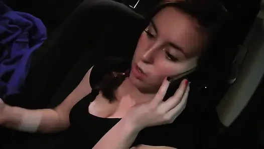 Istri brunette seksi toket besar pantat besar selingkuh dari suami dengan menunggangi kontol keras tebal tetangga