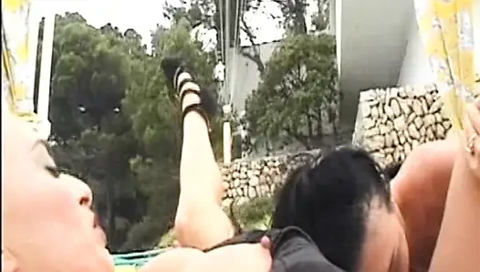 Aman Tanrım, Sarışın Orta Yaşlı Seksi Kadın Dövmeli Adam Tarafından Sert Sikiliyor - Ateşli Alman Sürtük!