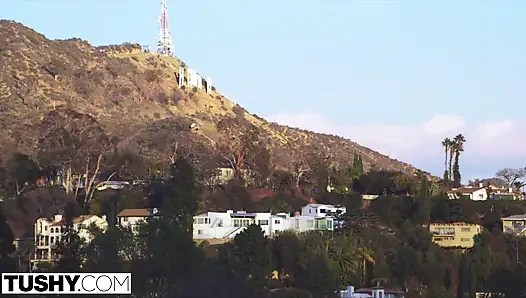 Tushy - gadis remaja pengen selingkuh supaya seks anal intens