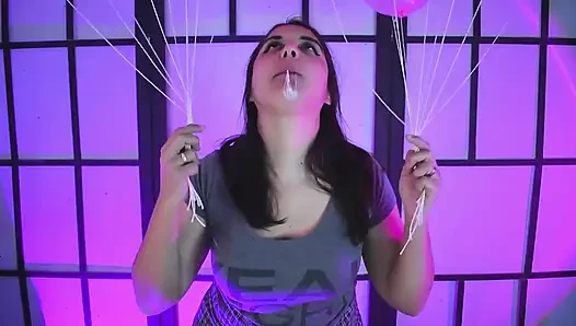 Helium balloons and bubblegum bikin aku sange berat - bunny looner