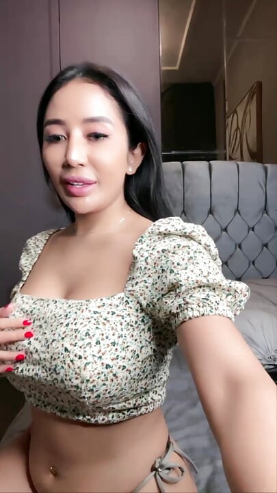 Koa baru nyaman buat colmek, jilatin itilku dong sayang