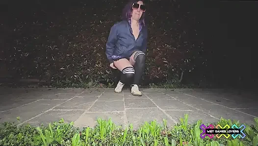 Air mancur emas di taman rahasia