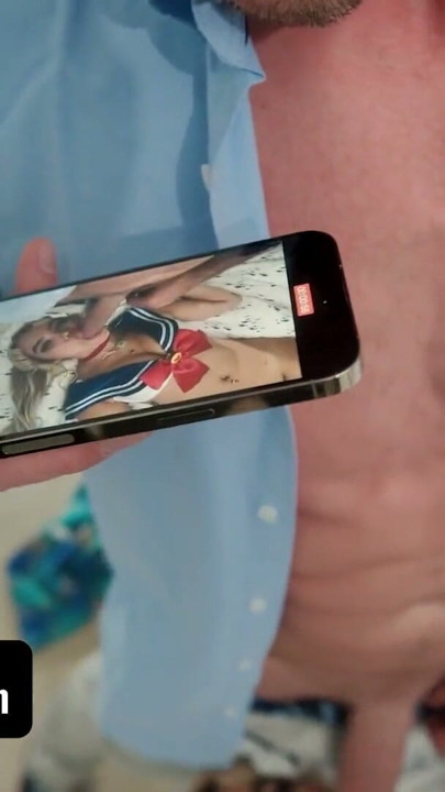 El hermanastro puede cogerse a su hermanastra petisa como regalo de cumpleaños - exxxtrasmall | Clip 2