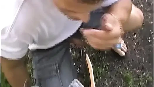 Halka açık bir parkta sert eşcinsel eylemi