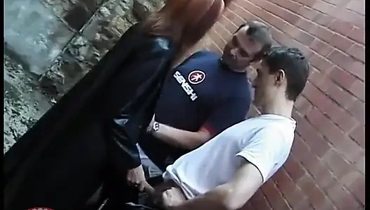 Zwei Kerle Abwichsen Artet in Vierer Aus