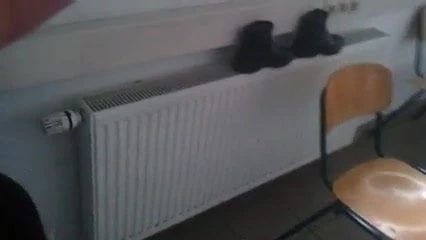 Schuhe der Kollegin angespritzt.Cum on co-worker shoes.