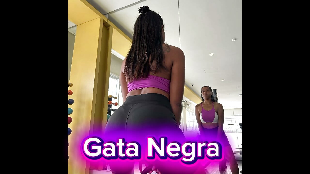 Acordei meu pauzudo e sentei nele