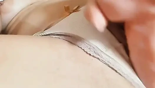 Menyusun Memberi Saya Cinta