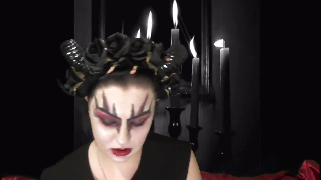 Το Succubus σου αποστραγγίζει την πίπα JOI