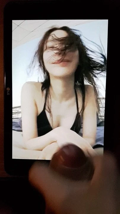 Snsd taeyeon sperma hyllning 2