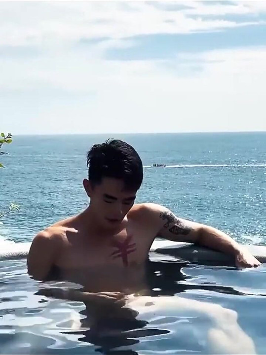 Membelai di Puerto Escondido