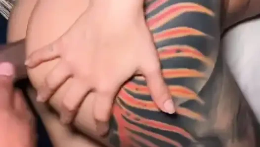 Isabellaarosse shows that she loves anal and asks to be hit hard