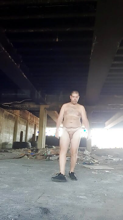 All naked in outdoot