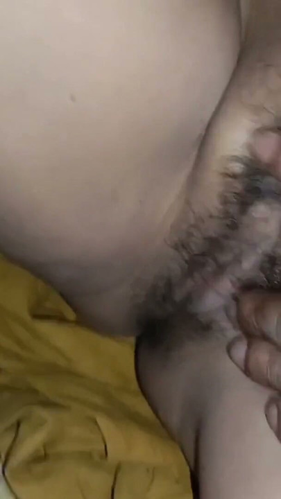 Ny asiatisk Desi Fire stedmor elsker at have min store pik i sin fisse | Klip 2