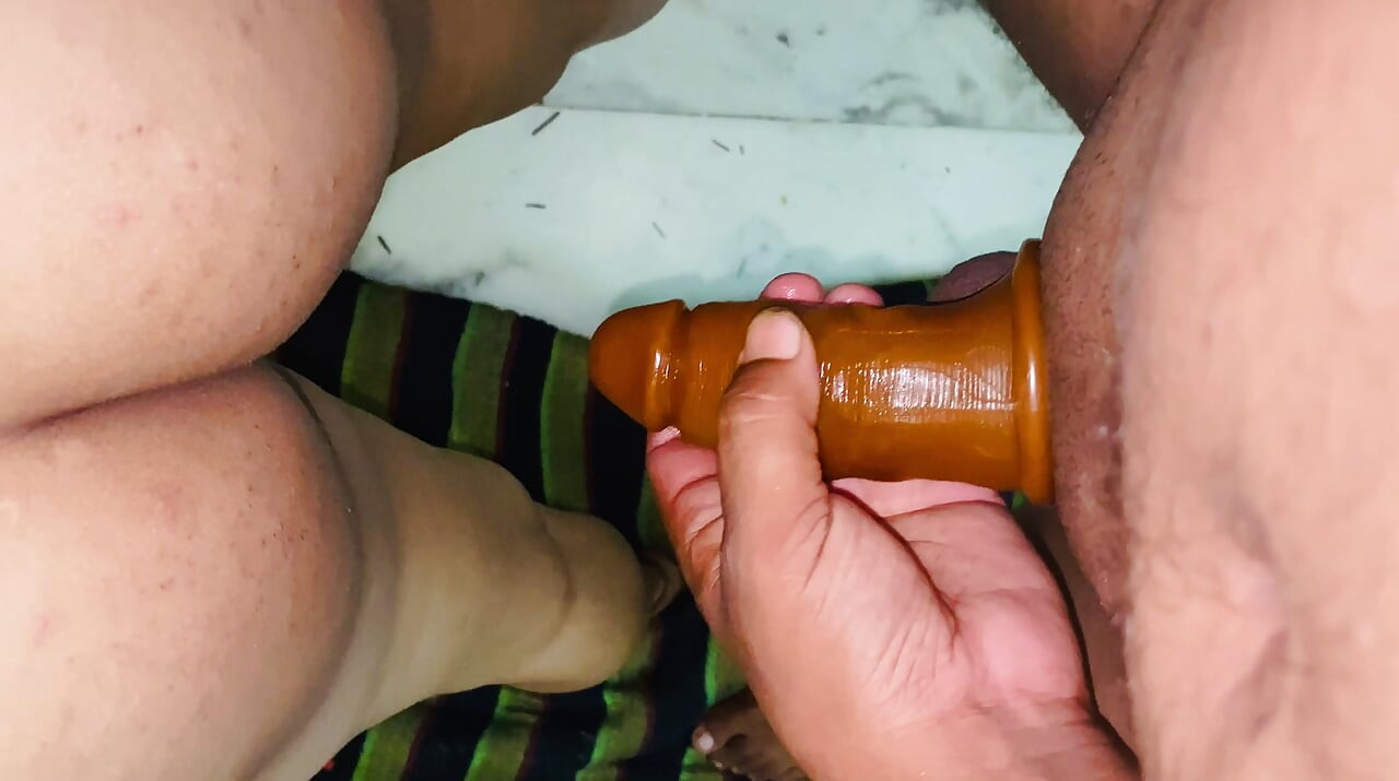 Lồn đau đớn bị chồng đụ mạnh